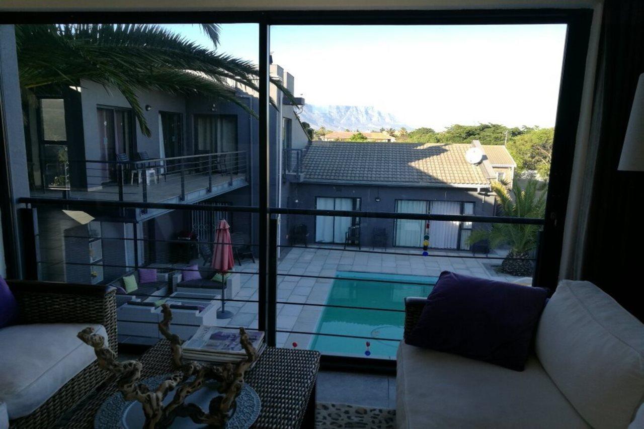 Capetown 4U Guesthouse Bloubergstrand Extérieur photo
