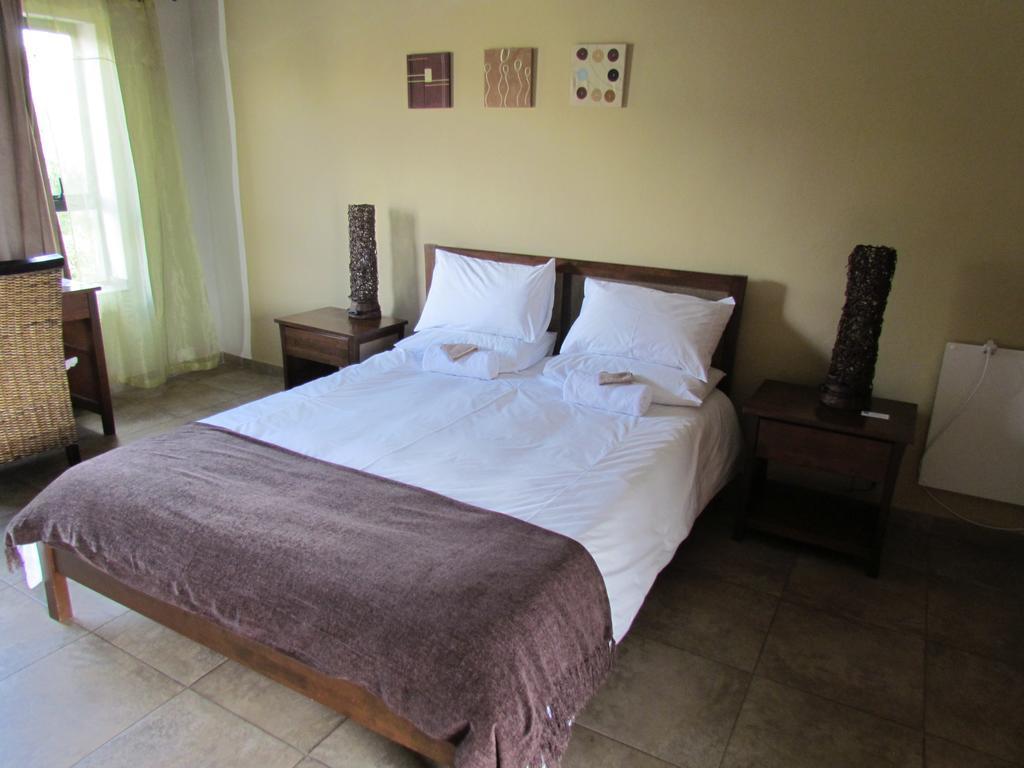 Capetown 4U Guesthouse Bloubergstrand Extérieur photo