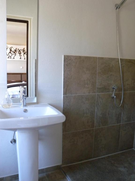 Capetown 4U Guesthouse Bloubergstrand Extérieur photo