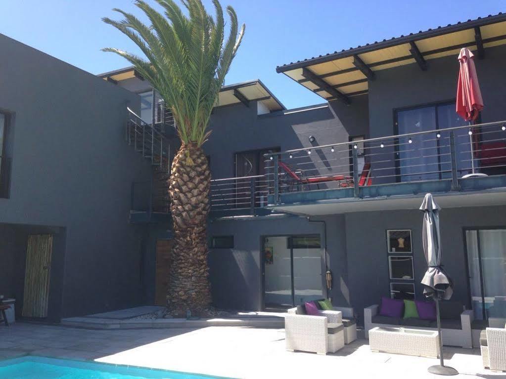 Capetown 4U Guesthouse Bloubergstrand Extérieur photo